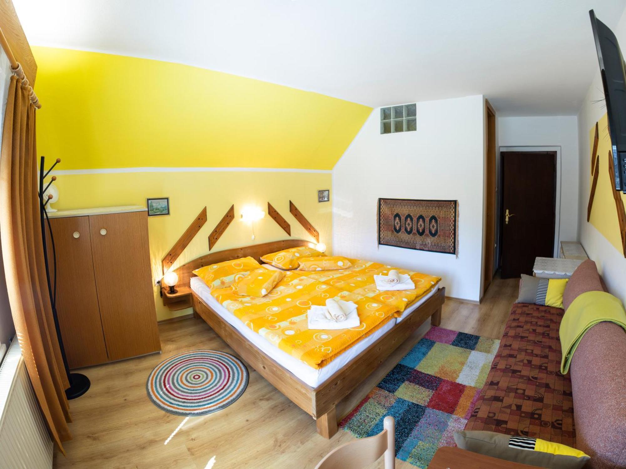 בוהין Apartments And Rooms Razen מראה חיצוני תמונה